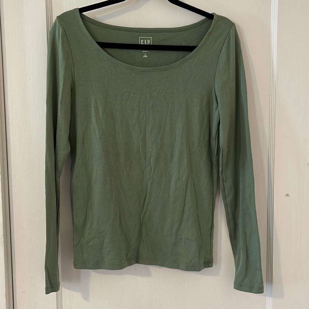 Gap Size L light green long sleeve boat neck tee